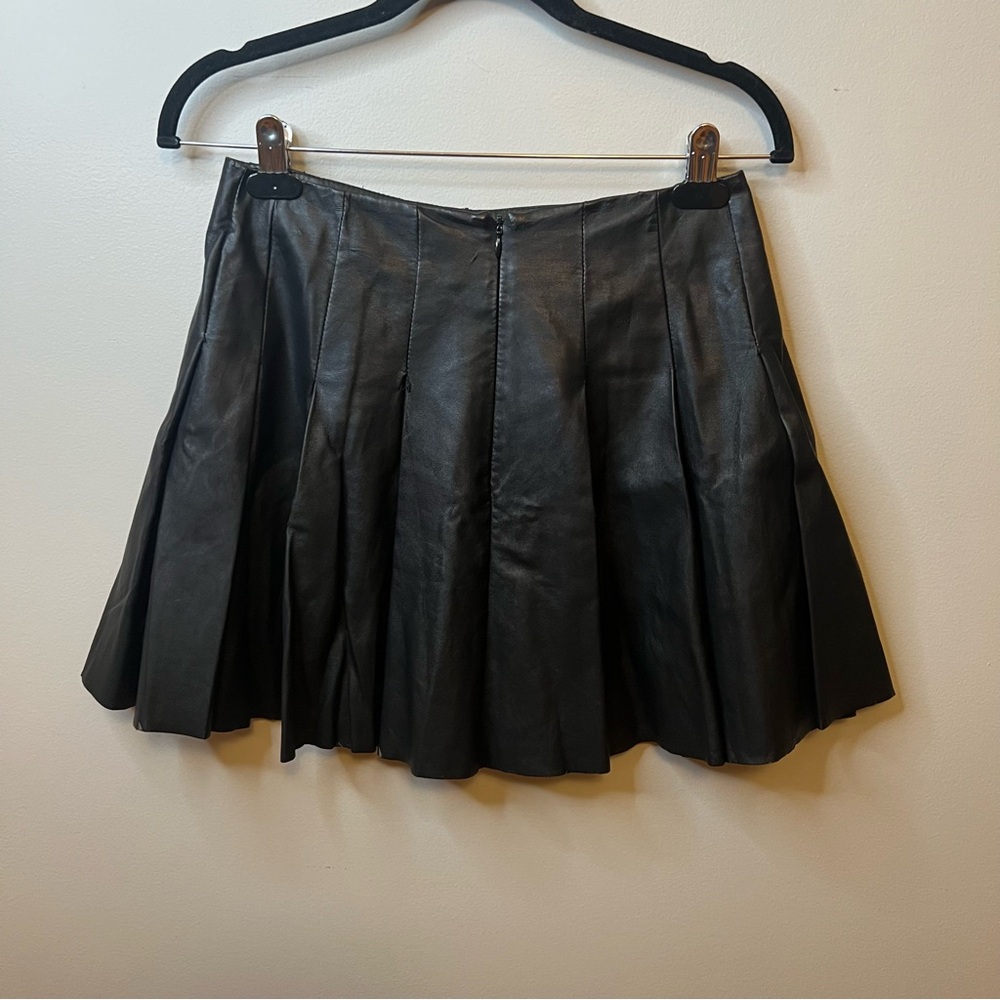 BB Dakota Black Leather Skater Skirt - Picture 5 of 9